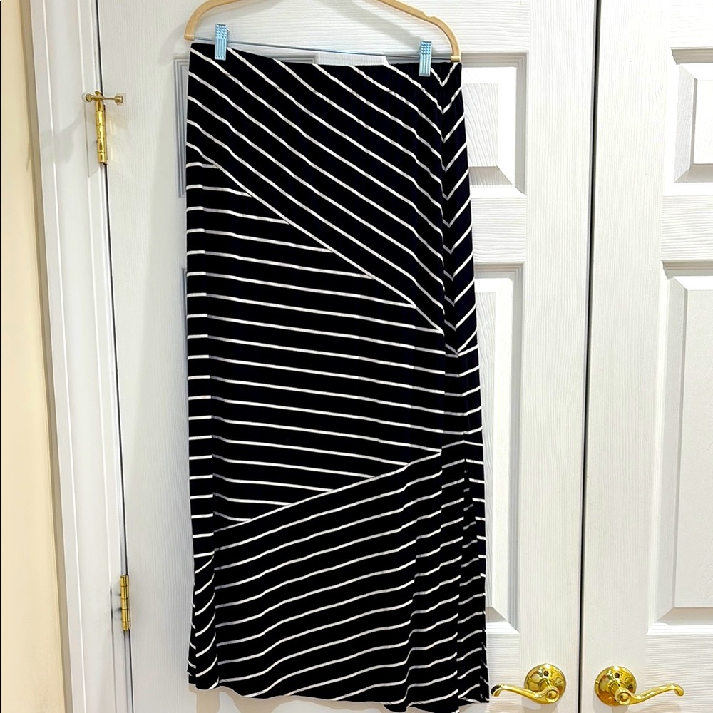 LOFT Striped Pull-on Maxi Skirt
